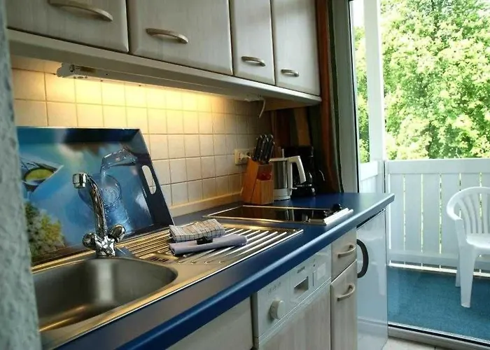 Residenz Seeblick 16 Mit Seitlichen Ostseeblick * Sellin (Rugen)