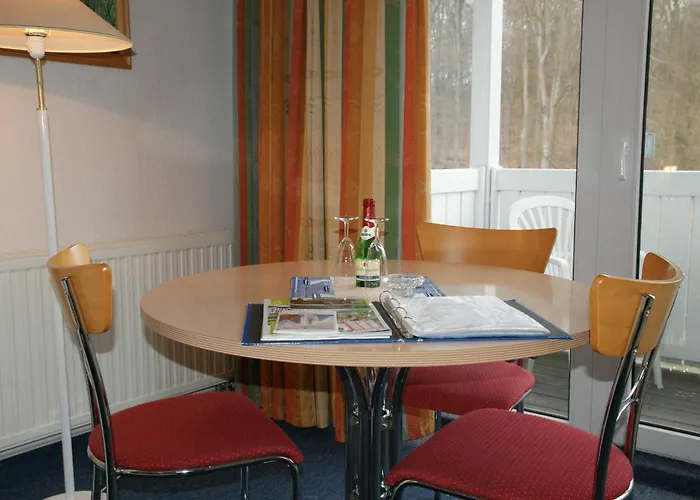 Apartment Residenz Seeblick 16 Mit Seitlichen Ostseeblick